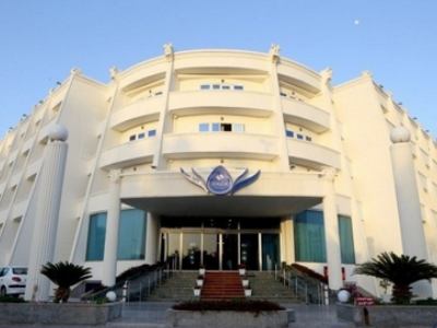 ara-kish-hotel