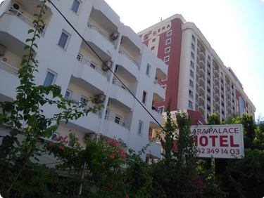 lara-palace-hotel